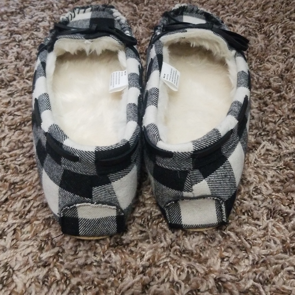 Cozy house slippers - Picture 2 of 6